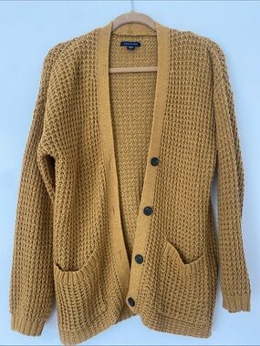American Eagle Outfitters Mustard Knit Button-Front Cardigan